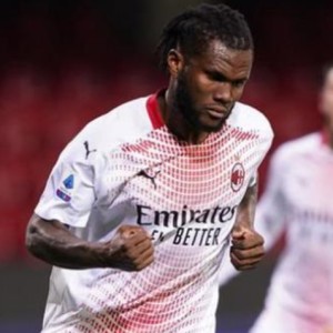  贝内文托边路突破犀利，下底传中造就致命杀机