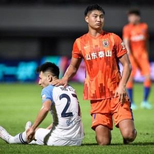  那不勒斯租借小将梅开二度  