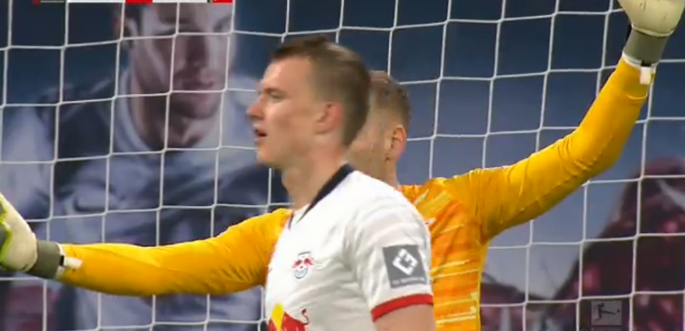  乌迪内斯锋线全面开花，多点开花击溃对手